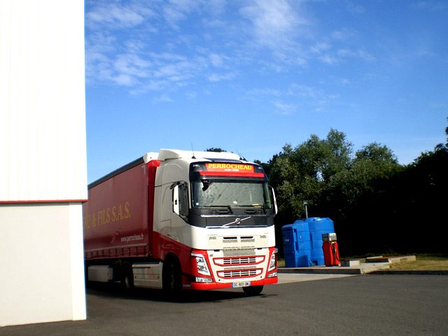 Transports routiers de marchandises interurbains. - Legé